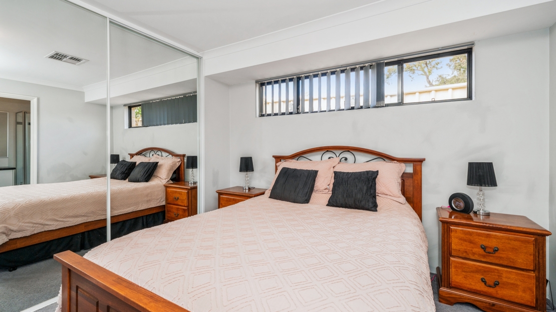 Centurion Real Estate - 20A Swan Road - High Wycombe