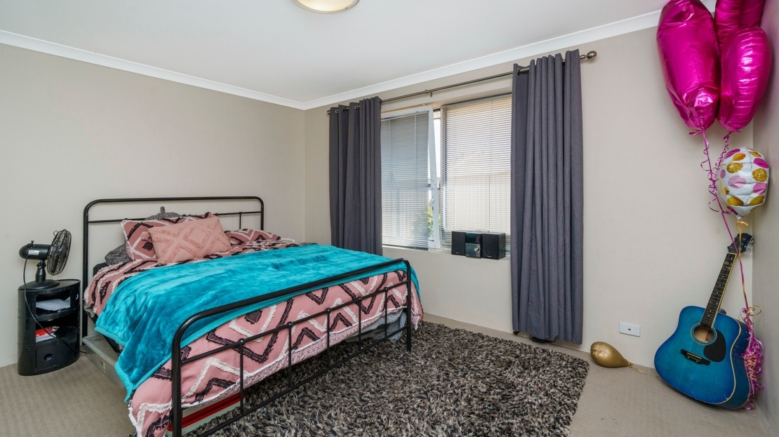 Centurion Real Estate - 25 Agraulia Court - High Wycombe