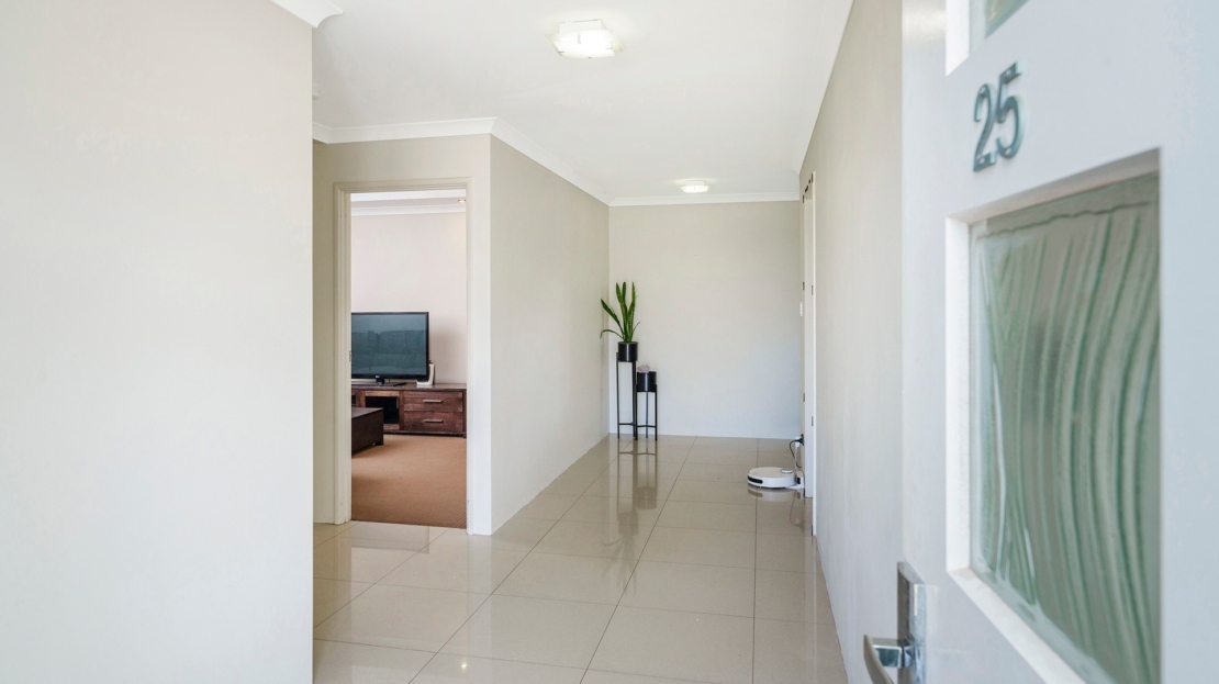 Centurion Real Estate - 25 Agraulia Court - High Wycombe