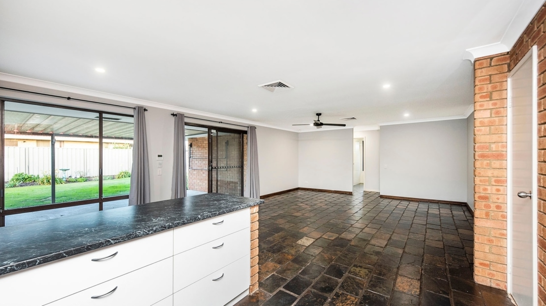 Centurion Real Estate - 27 Butcher Road - High Wycombe