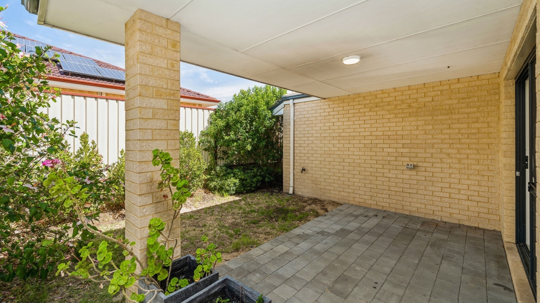 Centurion Real Estate - 44 Norwich Way - High Wycombe