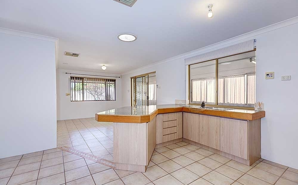 Centurion Real Estate - 10 Munday Road - High Wycombe