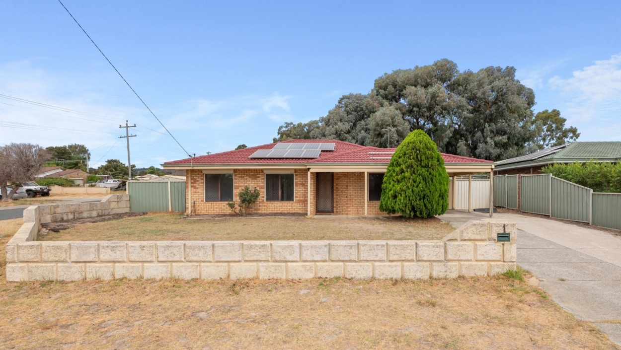 Centurion Real Estate - 1 Gannet Court - High Wycombe