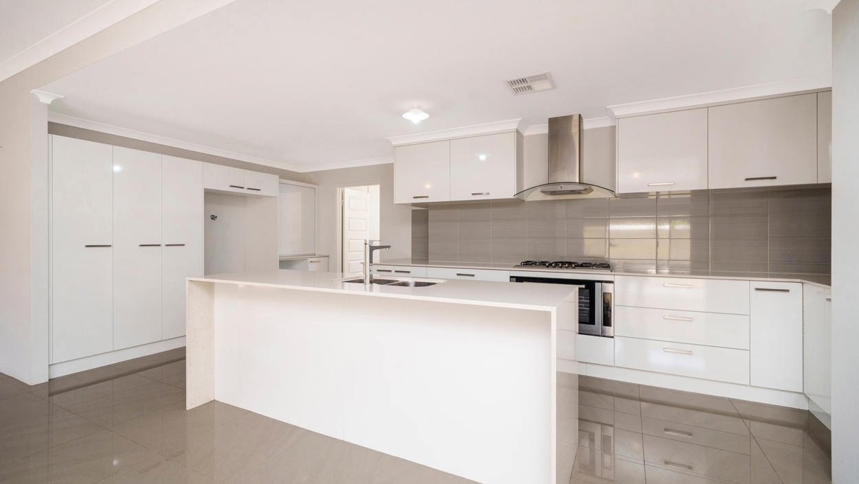 Centurion Real Estate - 5 Seabrook Chase - Helena Valley