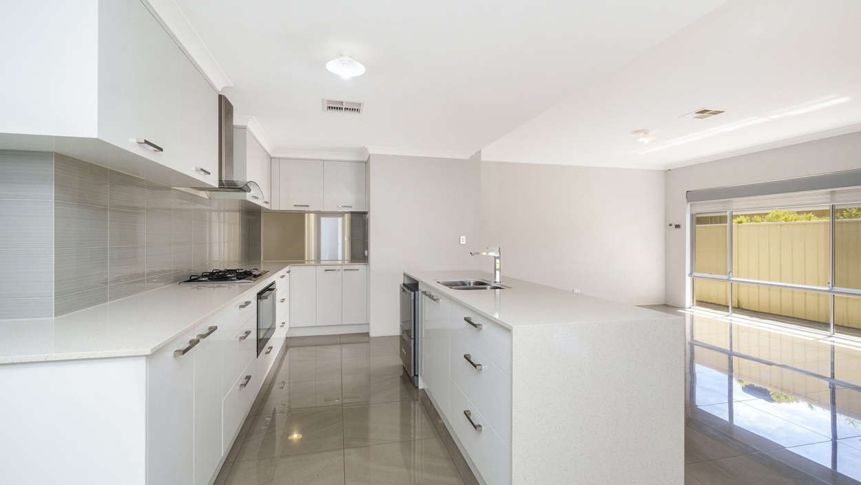 Centurion Real Estate - 5 Seabrook Chase - Helena Valley