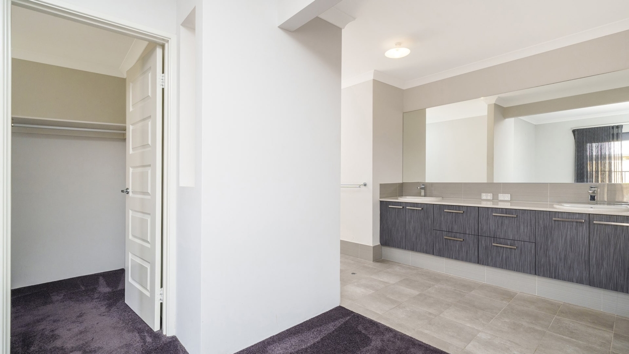 Centurion Real Estate - 5 Seabrook Chase - Helena Valley