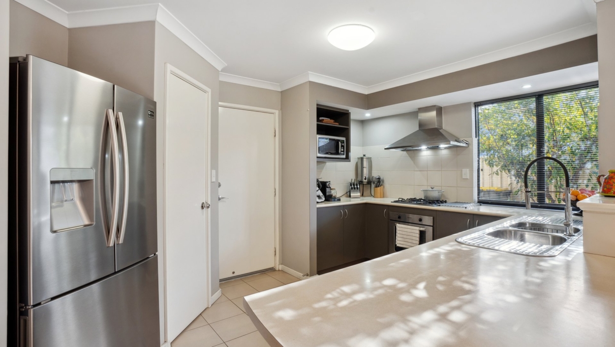 Centurion Real Estate - 11 Treen Close - High Wycombe
