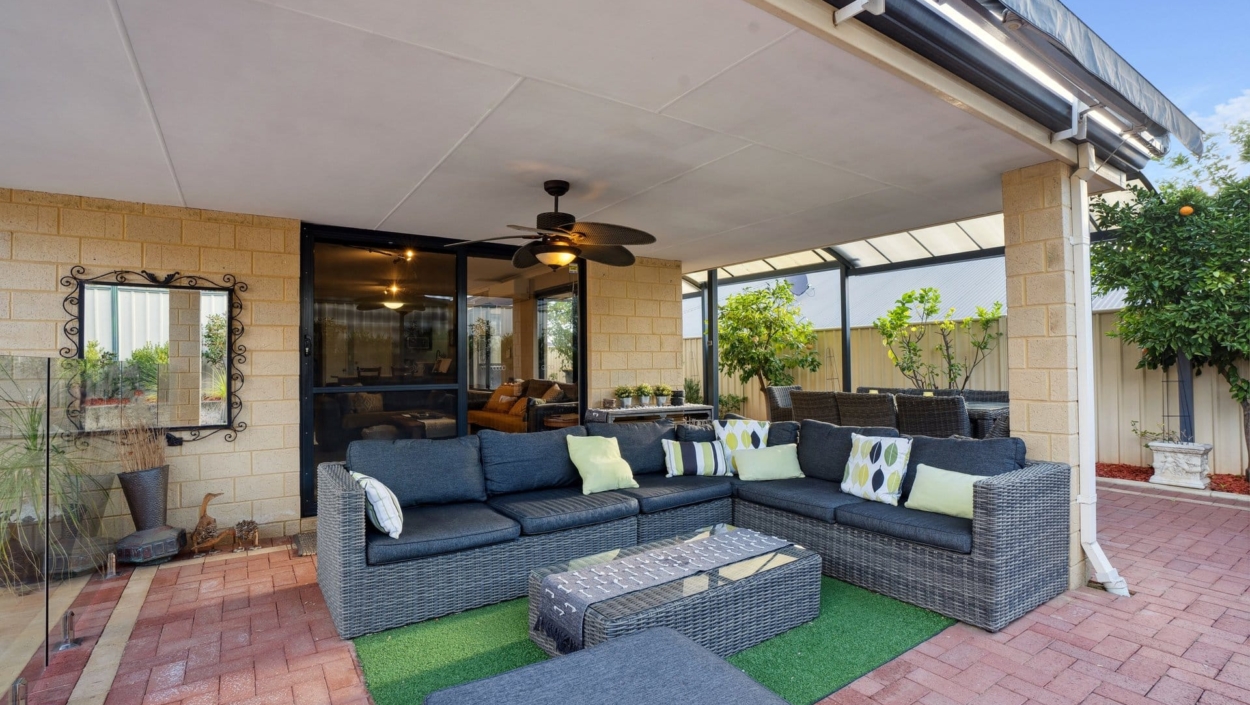 Centurion Real Estate - 11 Treen Close - High Wycombe