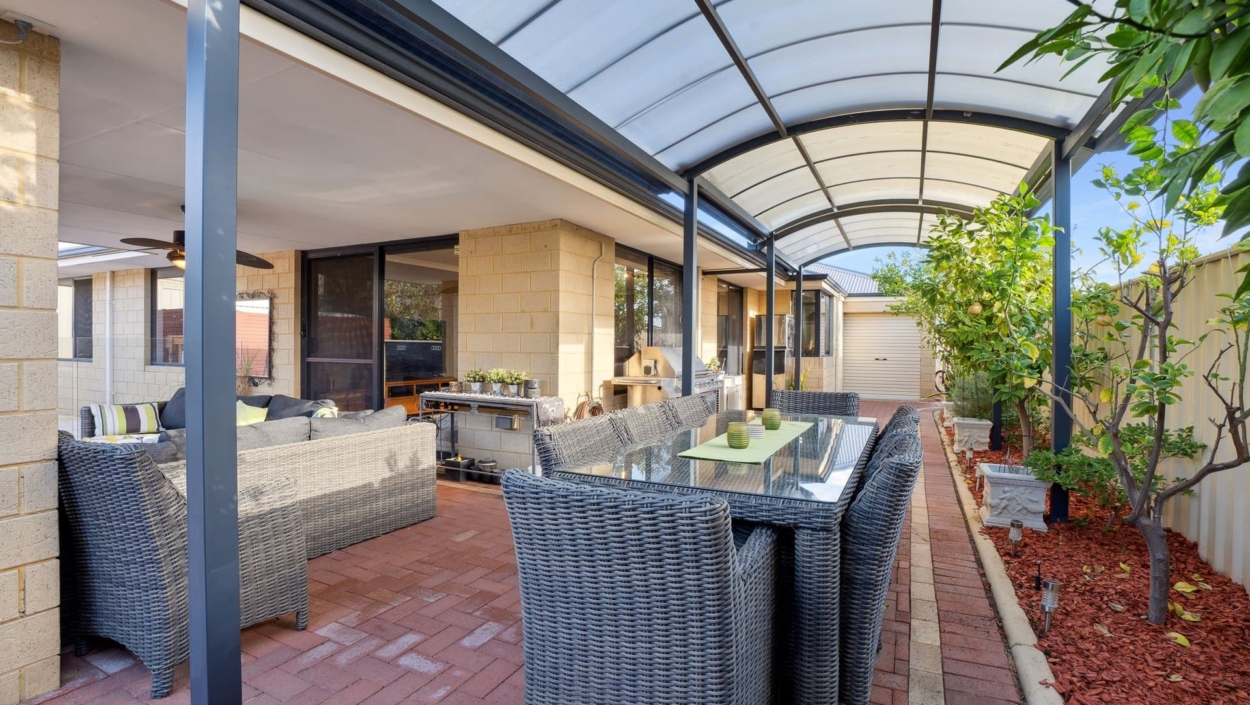 Centurion Real Estate - 11 Treen Close - High Wycombe