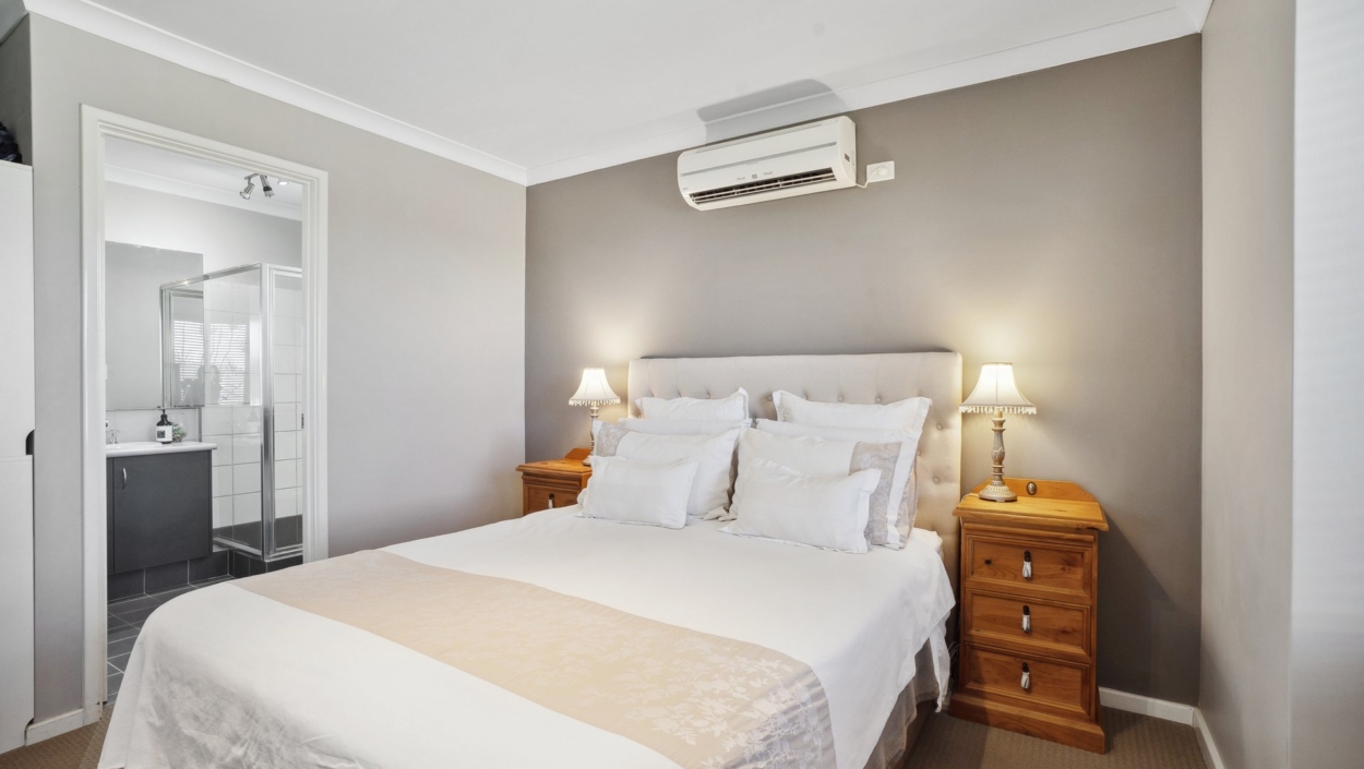 Centurion Real Estate - 11 Treen Close - High Wycombe