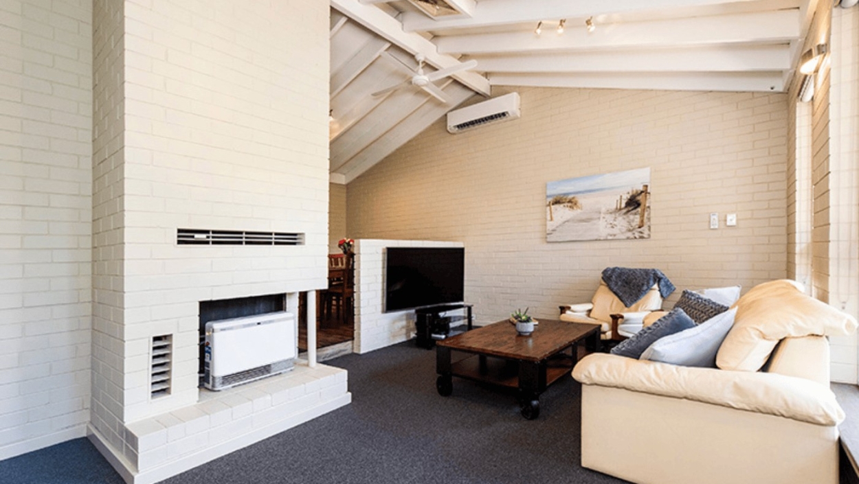 Centurion Real Estate - 37 Abingdon Road - Swan View