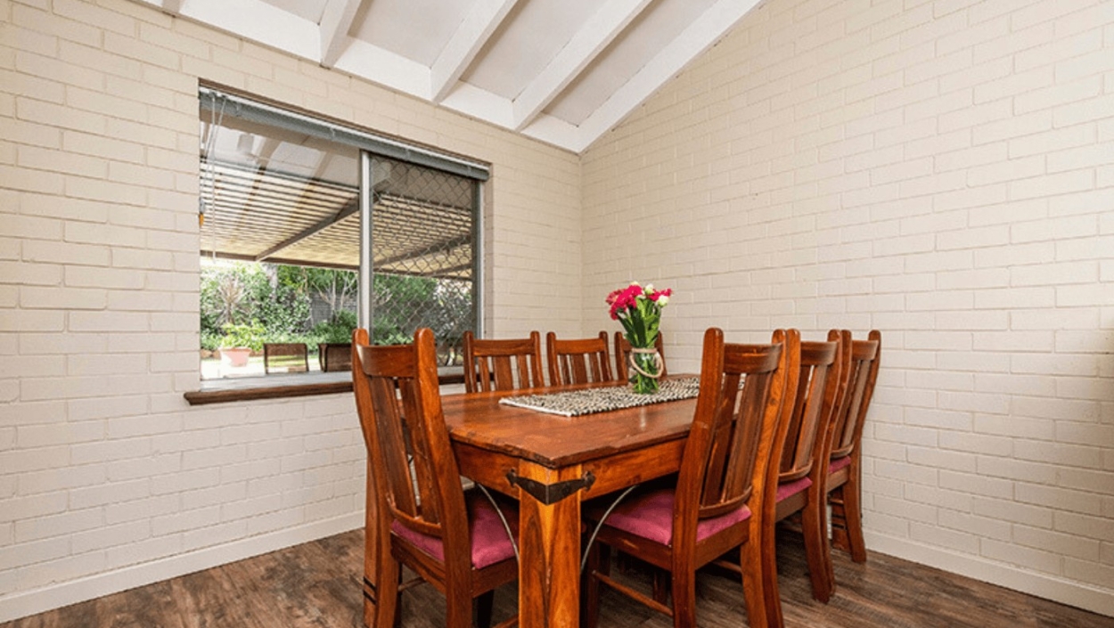 Centurion Real Estate - 37 Abingdon Road - Swan View