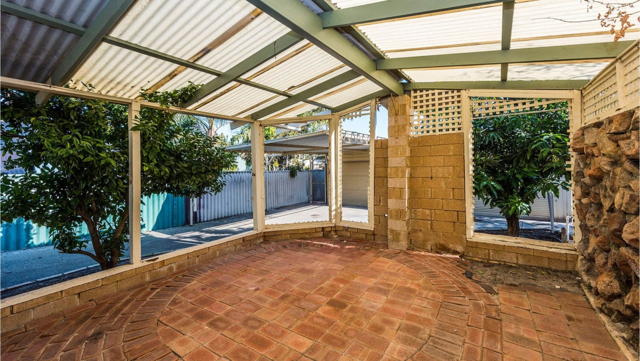 Centurion Real Estate - 12 Jeanhulley Road - High Wycombe