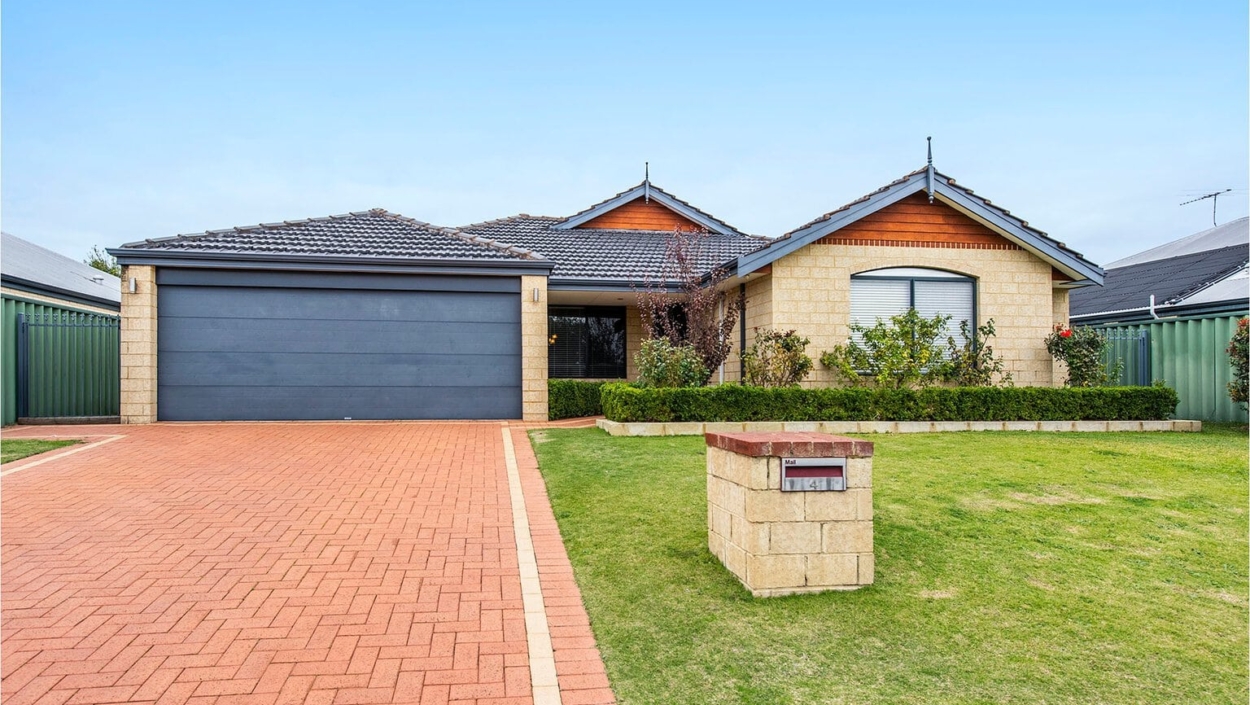 Centurion Real Estate - 4 Fleet Circle - High Wycombe