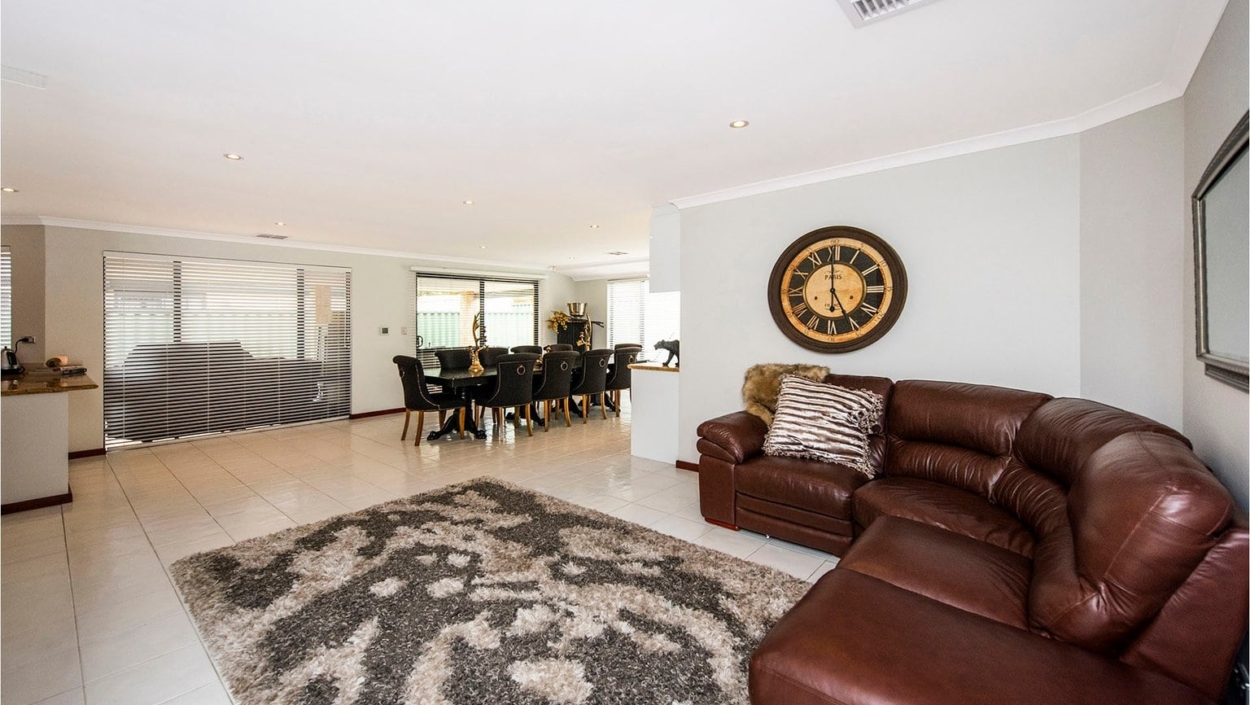 Centurion Real Estate - 4 Fleet Circle - High Wycombe