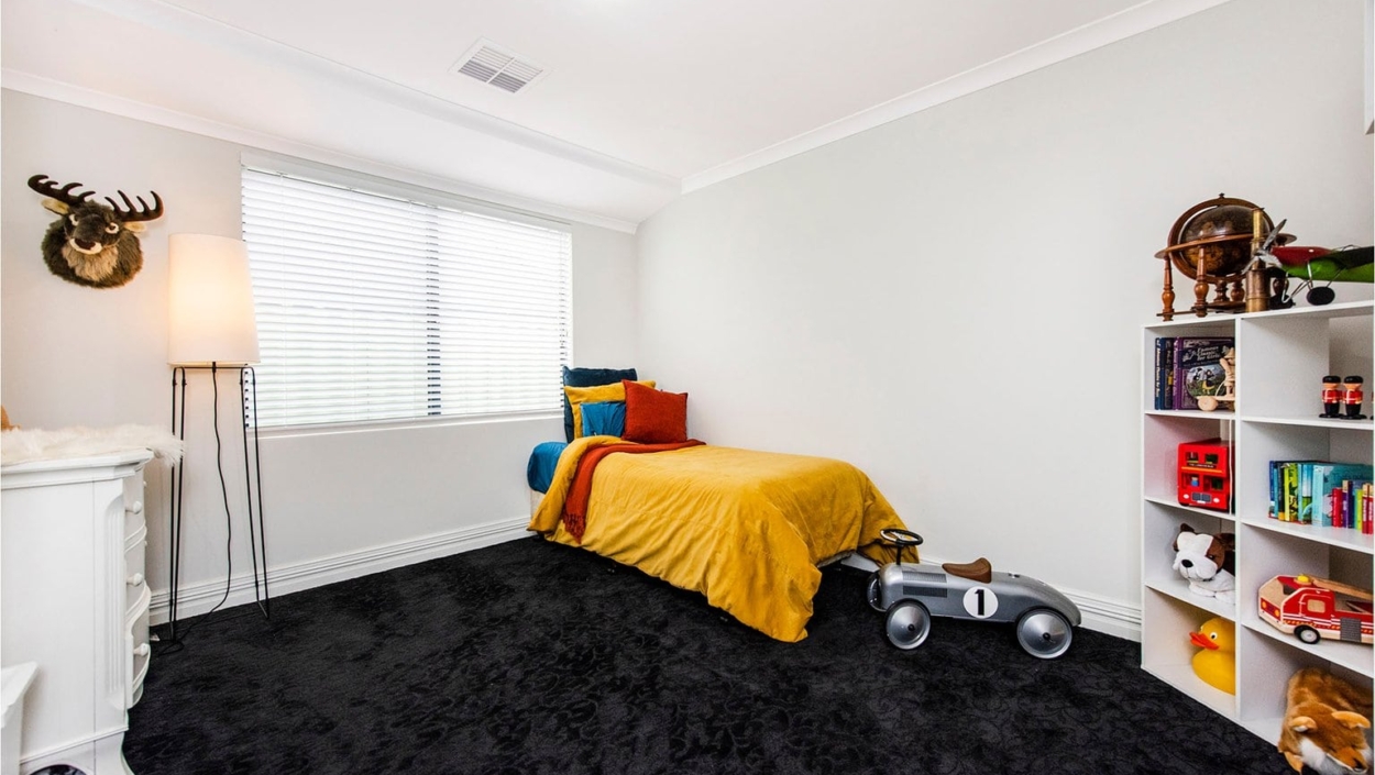 Centurion Real Estate - 4 Fleet Circle - High Wycombe