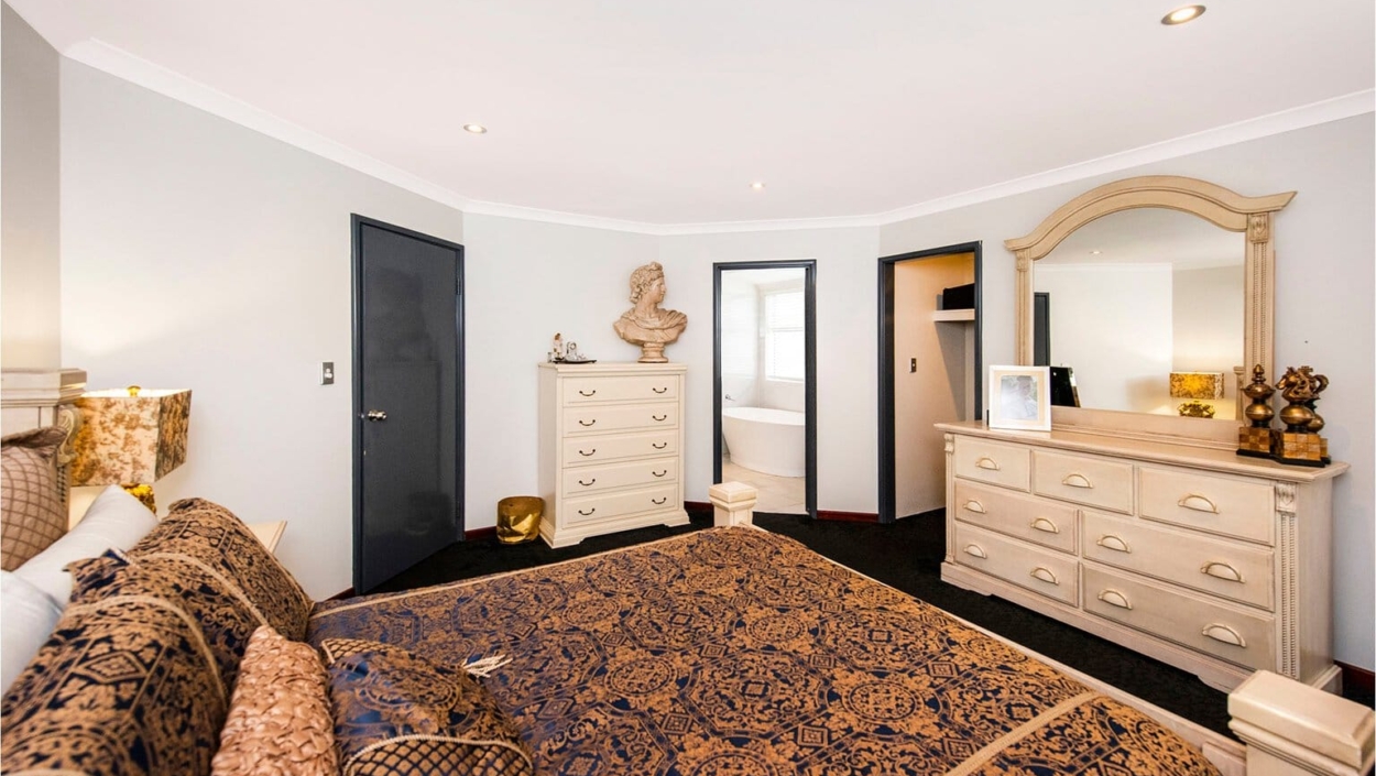 Centurion Real Estate - 4 Fleet Circle - High Wycombe