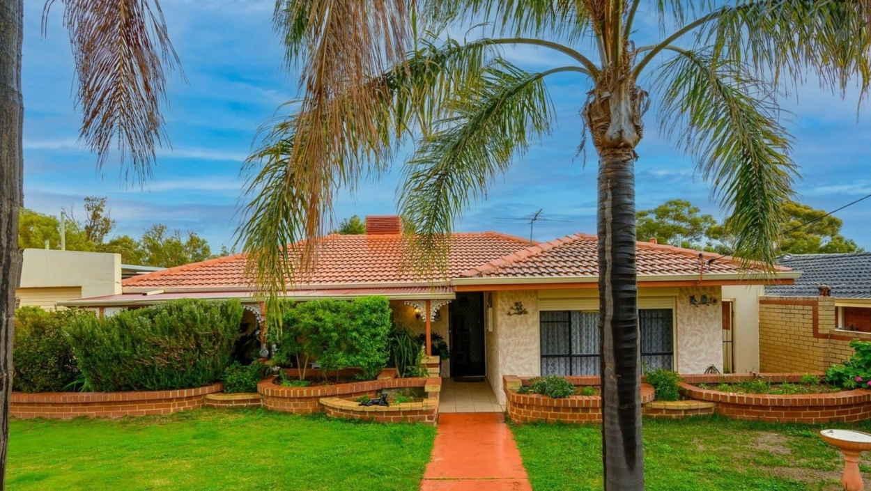 Centurion Real Estate - 10 Hume Court - Parmelia