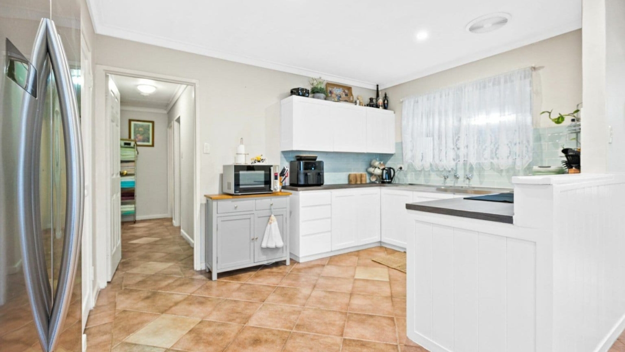 Centurion Real Estate - 10 Hume Court - Parmelia