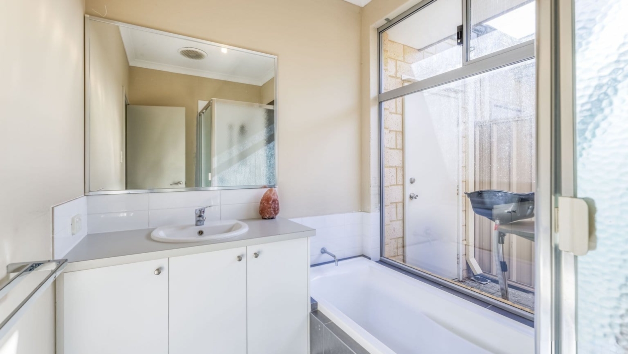 Centurion Real Estate - 3 Kaoriki Court - Maida Vale