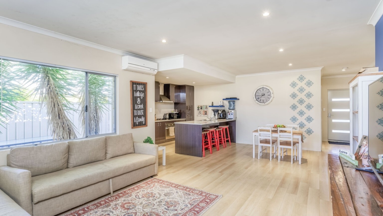 Centurion Real Estate - 3 Kaoriki Court - Maida Vale