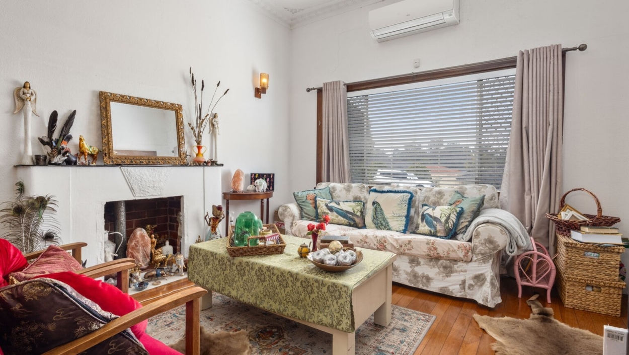 Centurion Real Estate - 33 Smiths Avenue - Redcliffe