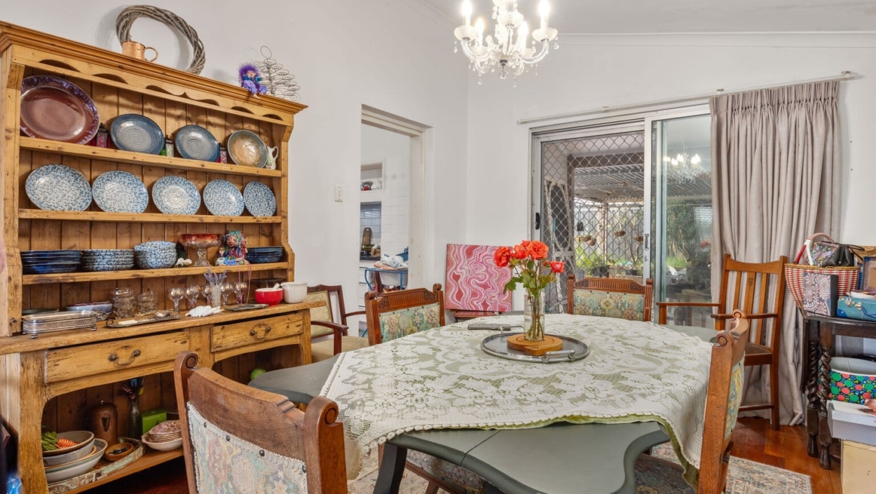 Centurion Real Estate - 33 Smiths Avenue - Redcliffe