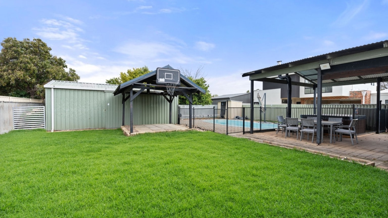 Centurion Real Estate - 9 Jeanhulley Road - High Wycombe