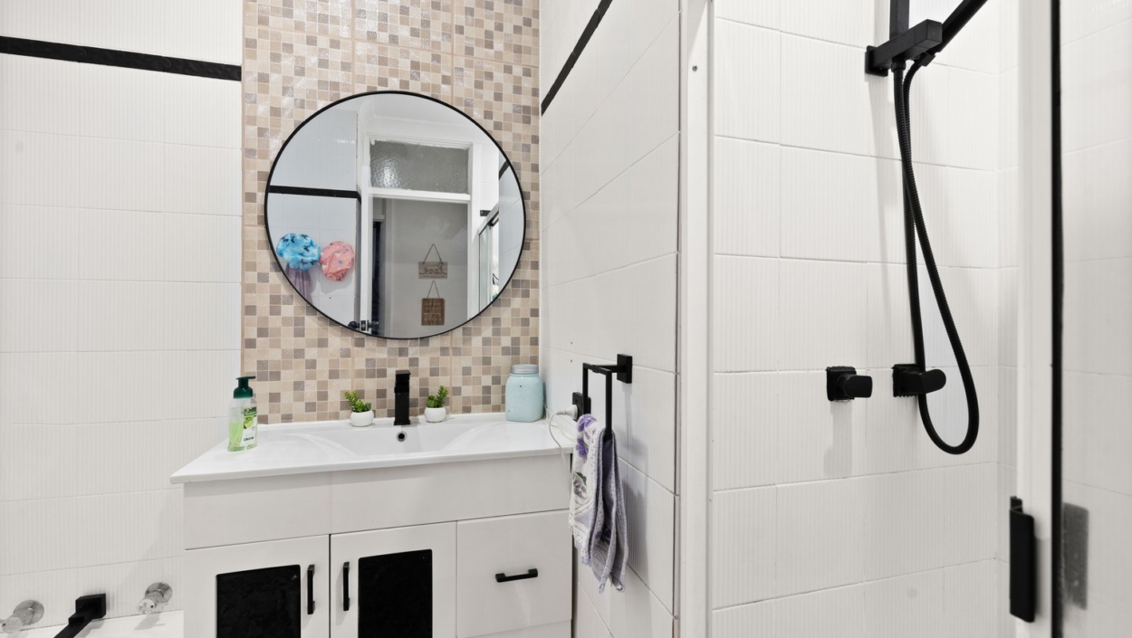 Centurion Real Estate - 9 Jeanhulley Road - High Wycombe