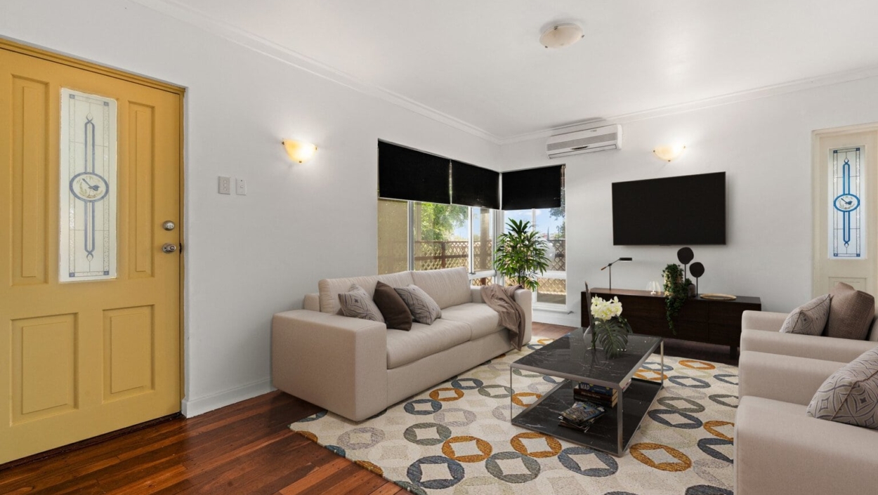 Centurion Real Estate - 43 Hamilton Road - High Wycombe