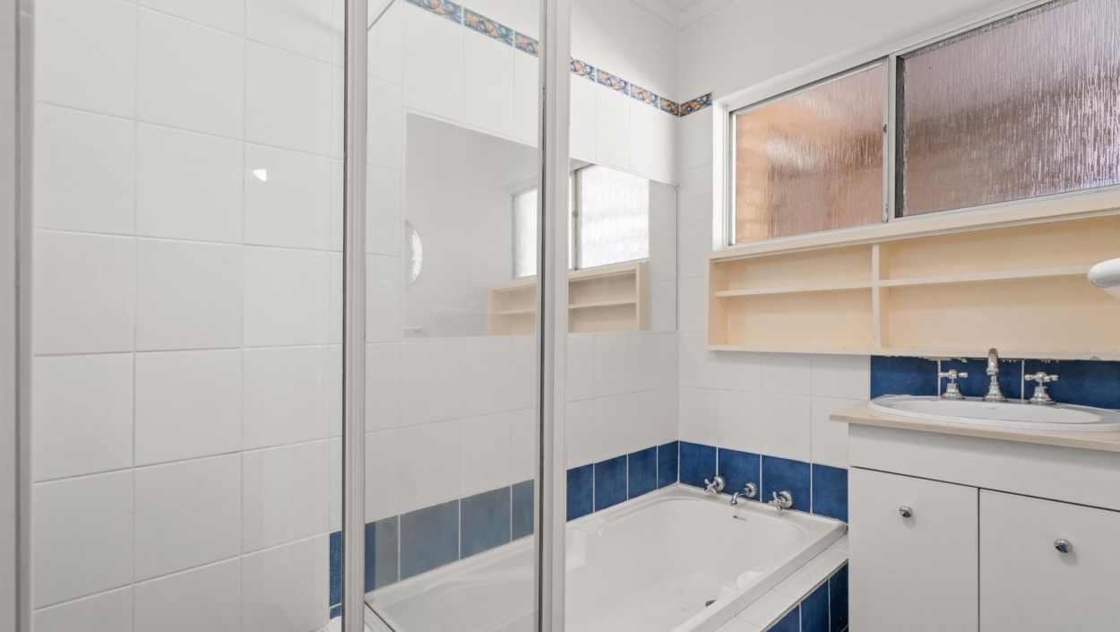 Centurion Real Estate - 43 Hamilton Road - High Wycombe