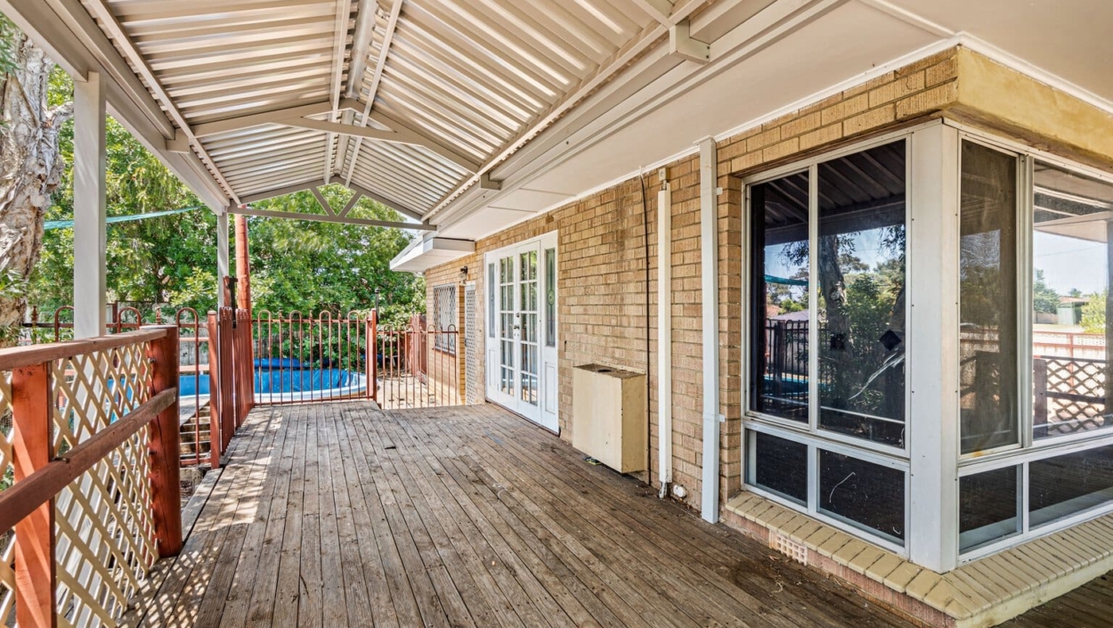 Centurion Real Estate - 43 Hamilton Road - High Wycombe