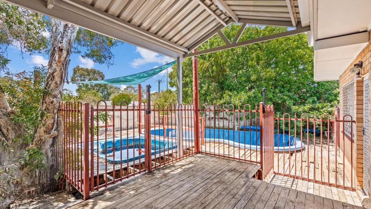 Centurion Real Estate - 43 Hamilton Road - High Wycombe