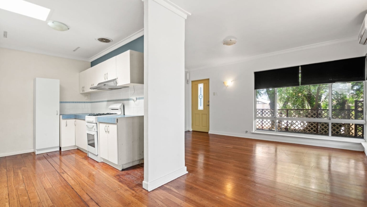 Centurion Real Estate - 43 Hamilton Road - High Wycombe