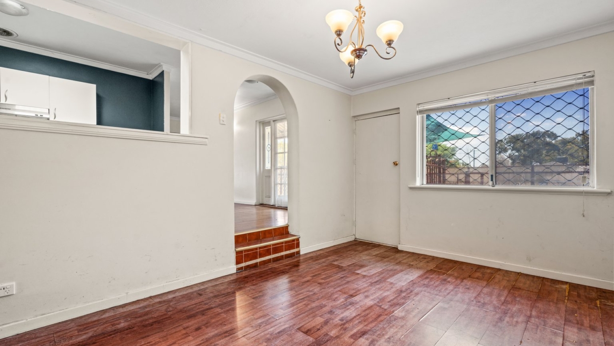 Centurion Real Estate - 43 Hamilton Road - High Wycombe