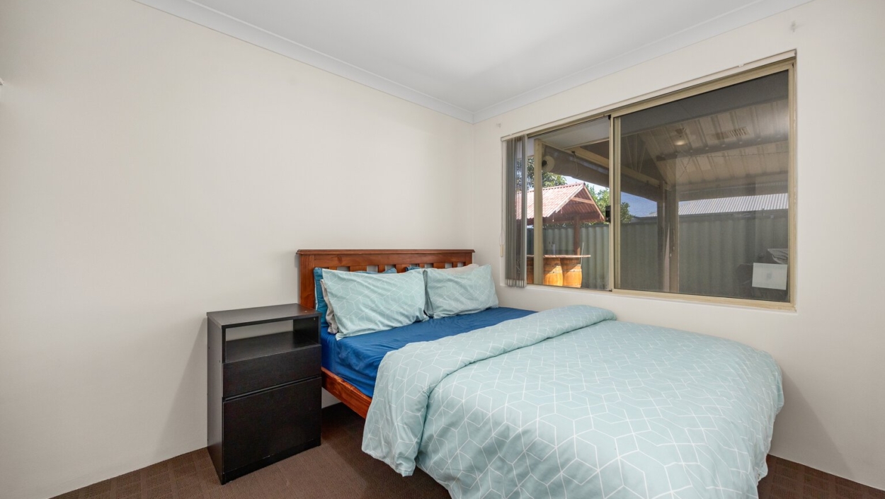 Centurion Real Estate - 15 Fleet Circle - HIGH WYCOMBE