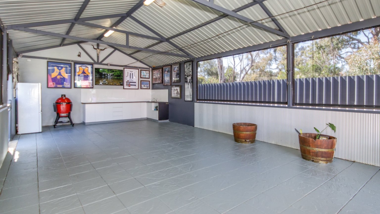 Centurion Real Estate - 17 Petunia Street - Kalamunda