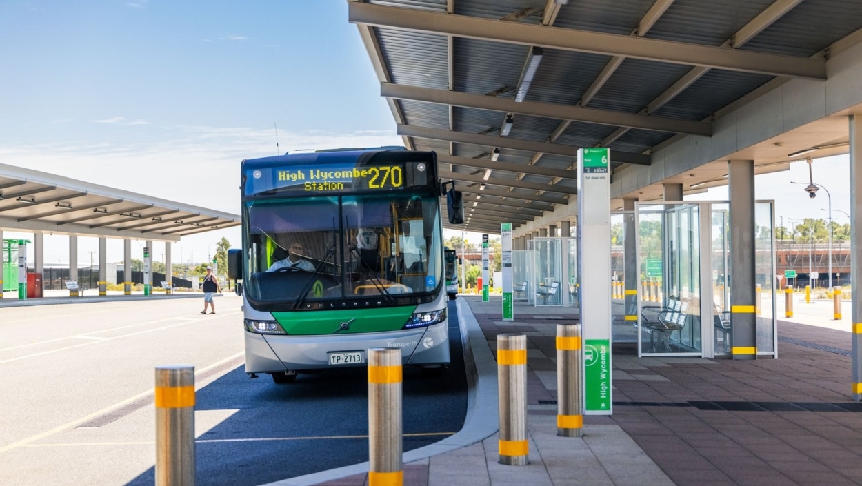 Centurion Real Estate - 15 Larwood Crescent - HIGH WYCOMBE