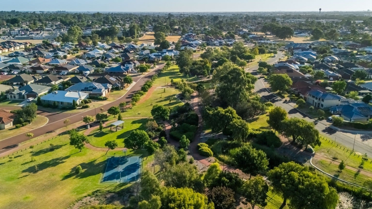 Centurion Real Estate - 15 Larwood Crescent - HIGH WYCOMBE