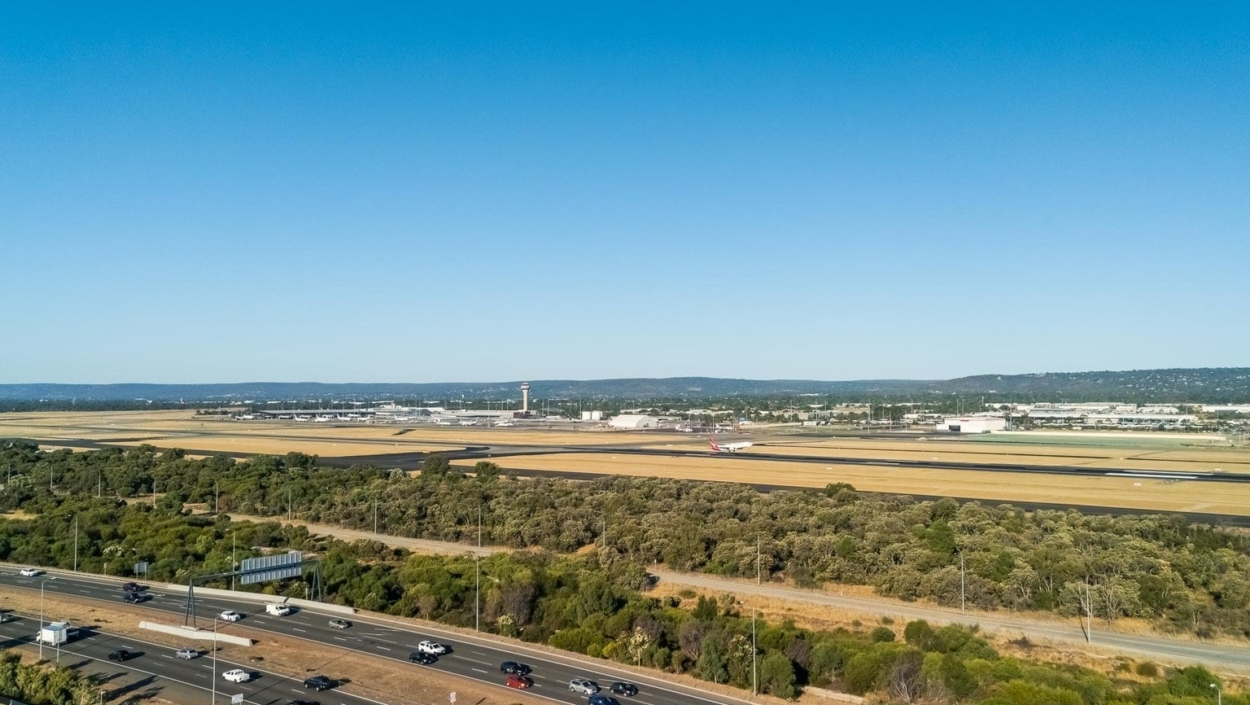 Centurion Real Estate - 15 Larwood Crescent - HIGH WYCOMBE