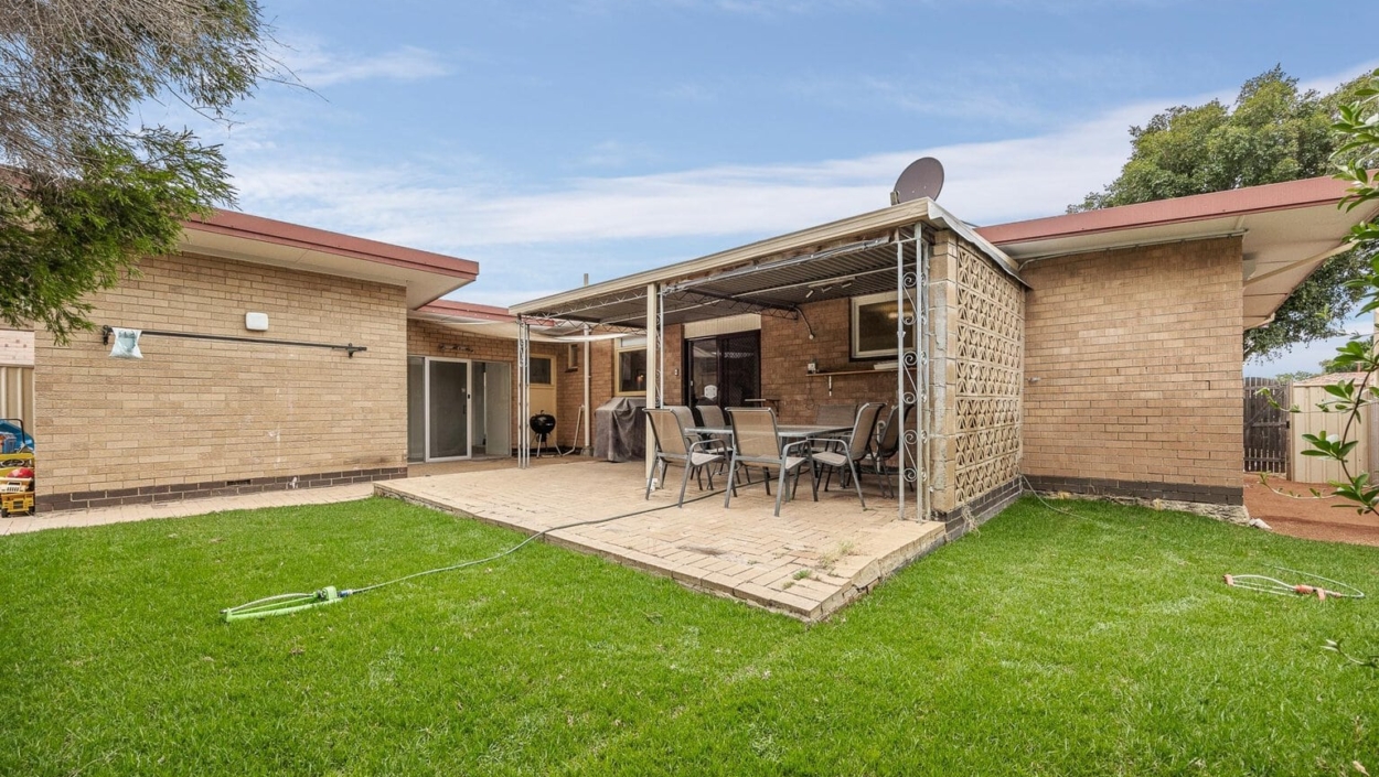Centurion Real Estate - 18 Peter Road - High Wycombe