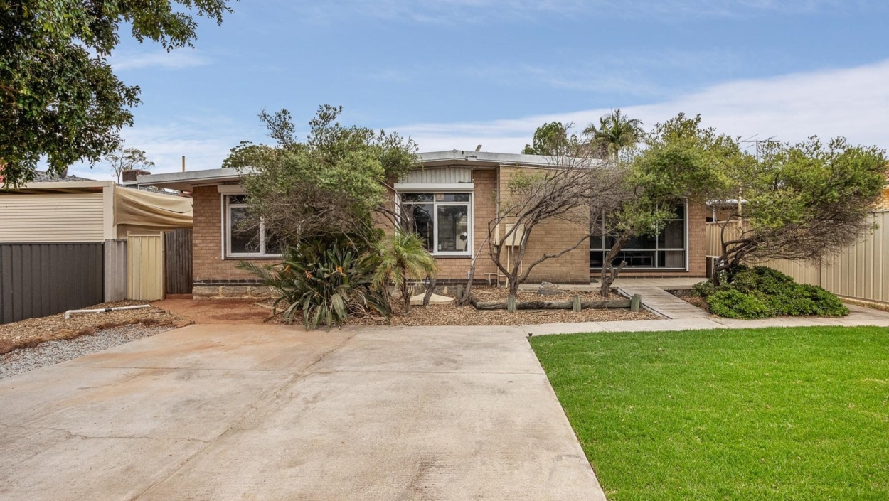 Centurion Real Estate - 18 Peter Road - High Wycombe