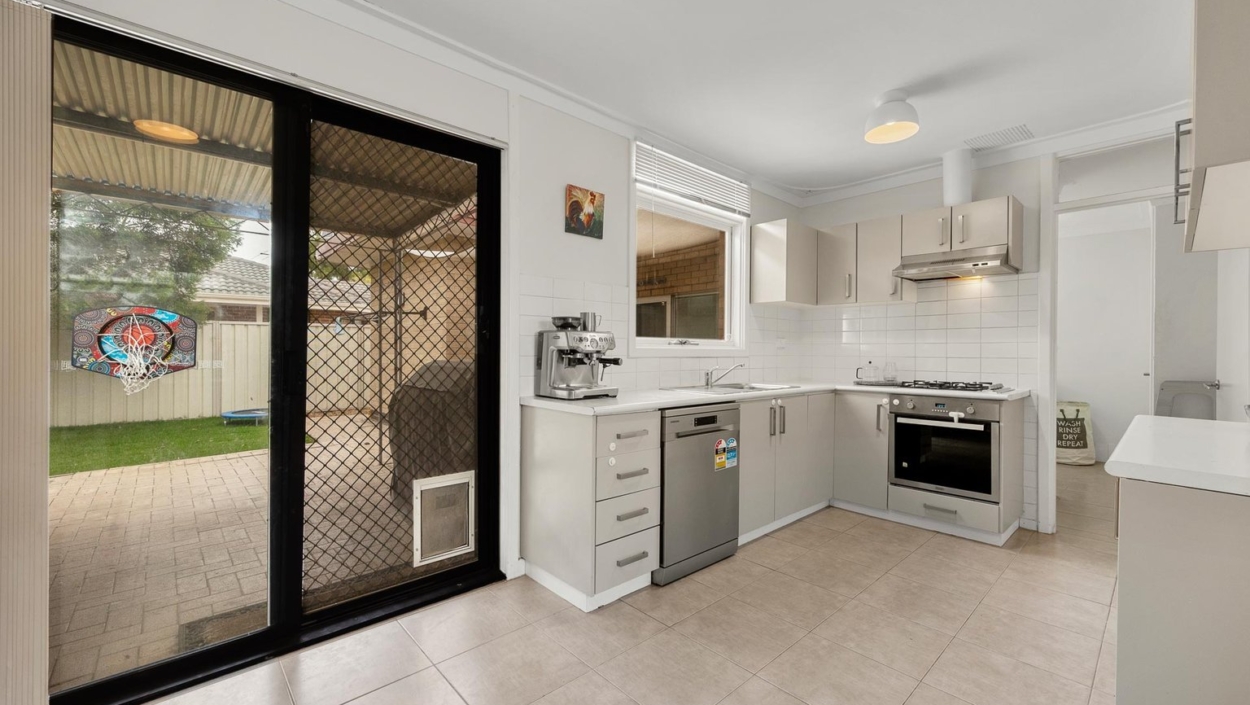 Centurion Real Estate - 18 Peter Road - High Wycombe