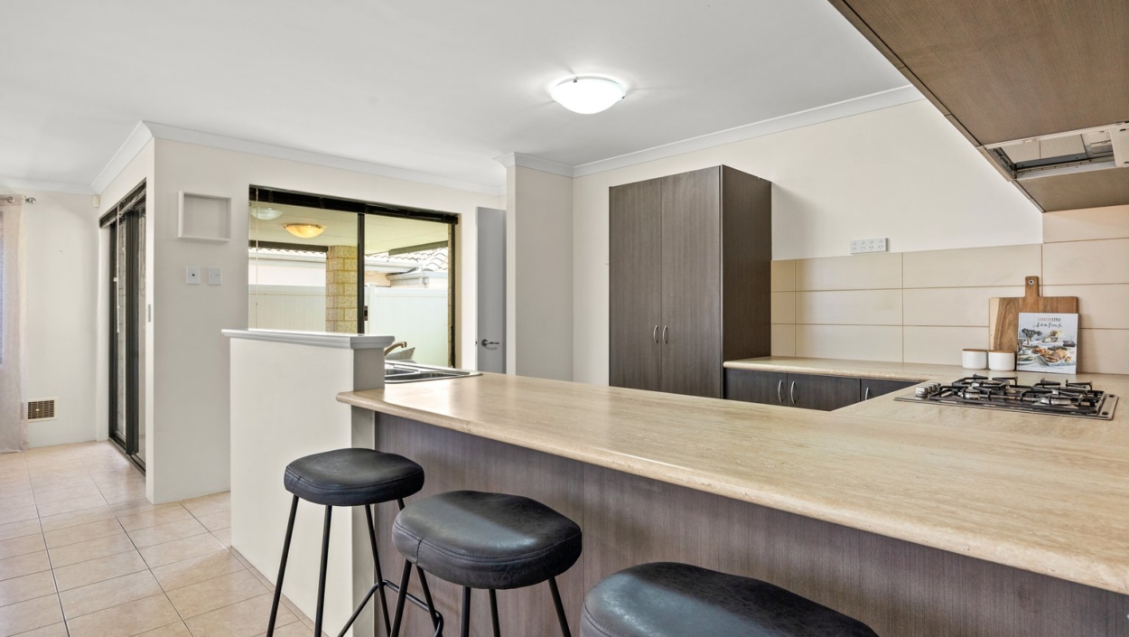 Centurion Real Estate - 24 Larwood Crescent - High Wycombe