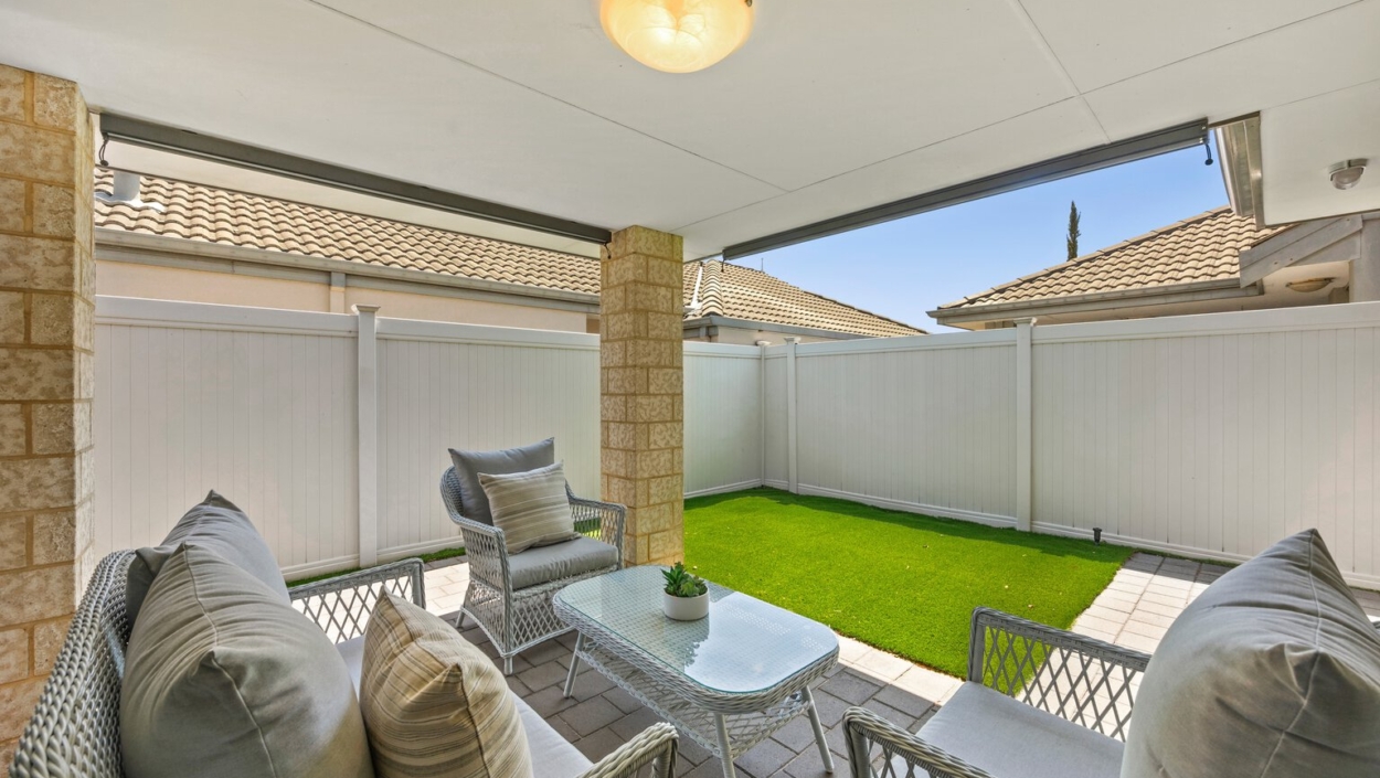 Centurion Real Estate - 24 Larwood Crescent - High Wycombe