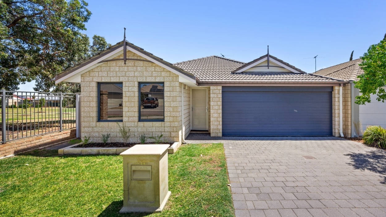 Centurion Real Estate - 24 Larwood Crescent - High Wycombe