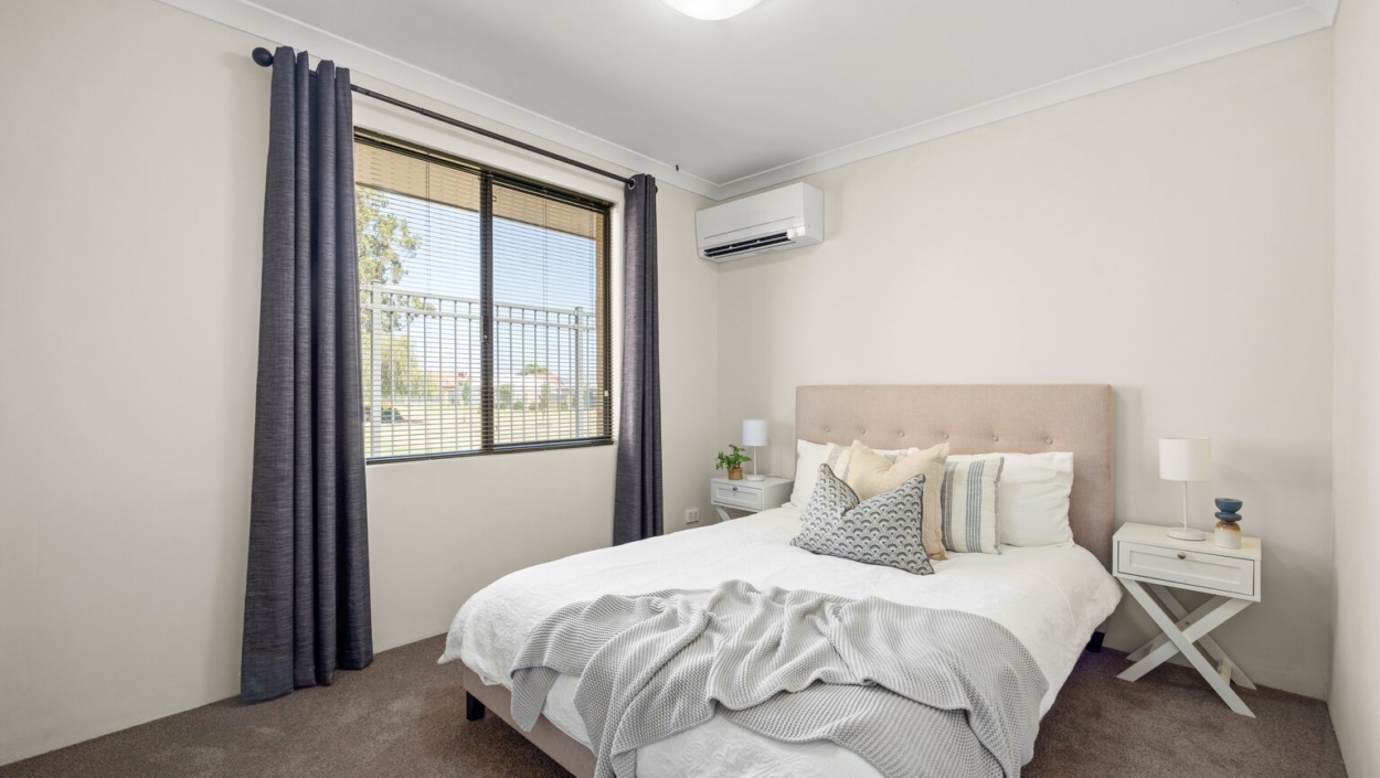 Centurion Real Estate - 24 Larwood Crescent - High Wycombe