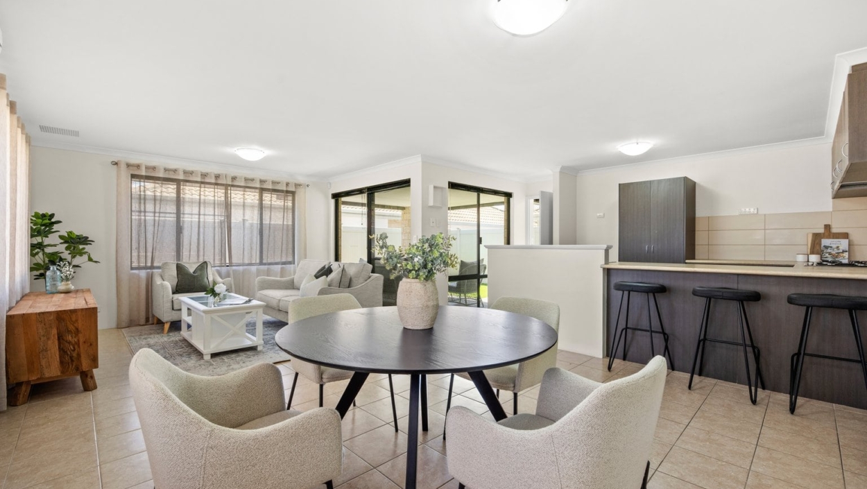 Centurion Real Estate - 24 Larwood Crescent - High Wycombe