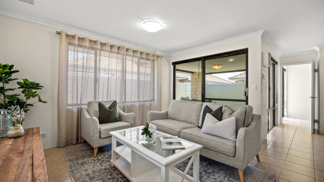 Centurion Real Estate - 24 Larwood Crescent - High Wycombe