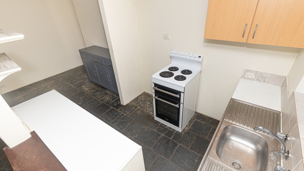 Centurion Real Estate - 64 Durrant Way - High Wycombe